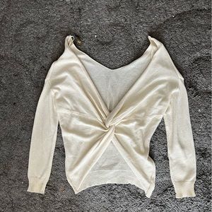 Forever 21 Cream Knit Long Sleeve V-Neck Back Knot Sweater Size Small